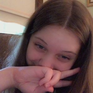 Meet your Posher, Eva